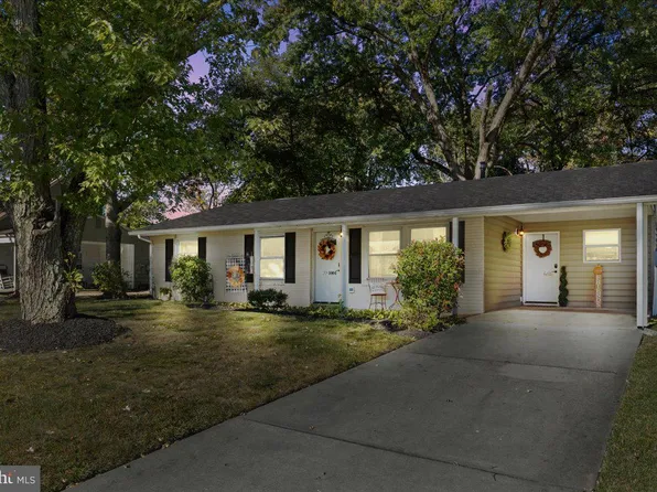 1004 Stone Ave, Waldorf, MD 20602