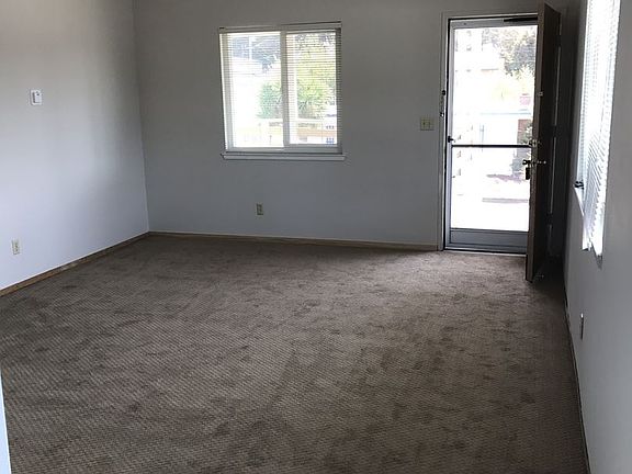 2nd image of 530 Laverne Ave #B