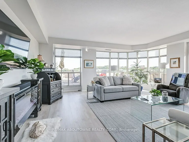 2511 Lakeshore Rd W #519 — Photo 5