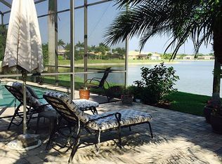 2160 Grove Dr, Naples, FL 34120