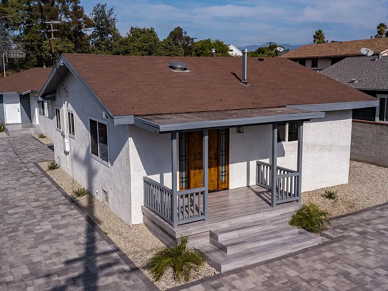 2843 Rosanna St — Photo 2
