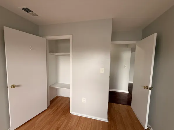 1537 Raspberry Ct #1537, Edison, NJ 08817