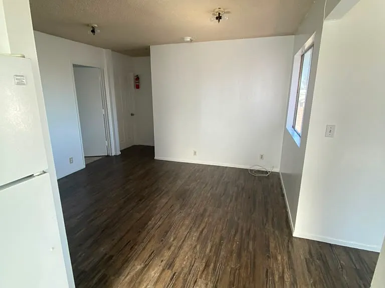 1367 Saint Louis Ave #B — Photo 6