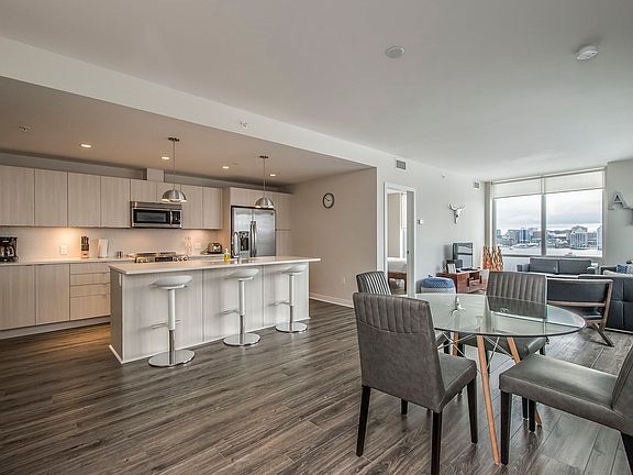 5th image of 49 Kings Wharf Pl #1304220