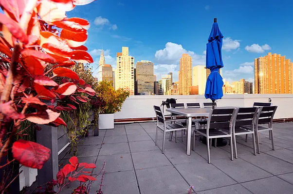 Rented by Buchbinder & Warren | media 16