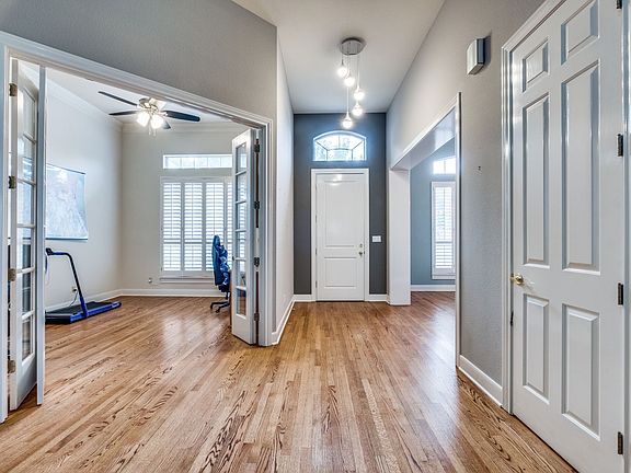 3rd image of 14 Chelsea Way
