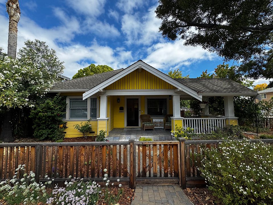 1st image of 590 Mariposa Ave