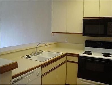 3rd image of 4435 Nobel Dr Unit 12
