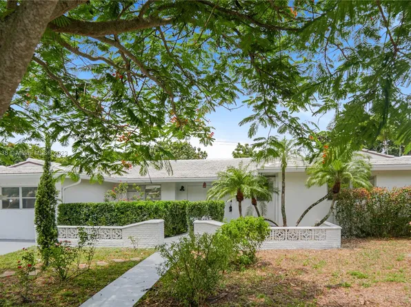 2091 NE 206th St, Miami, FL 33179