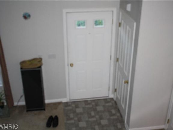 5th image of 11961 Bush Ct