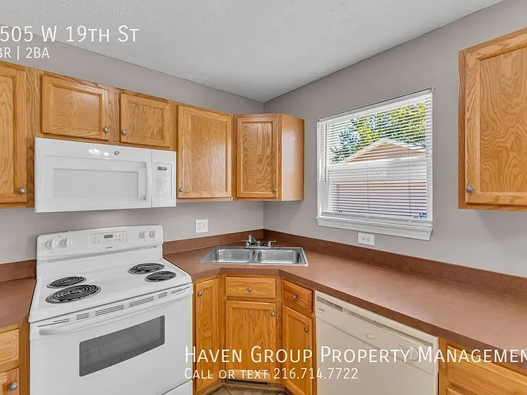1505 W 19th St — Photo 9
