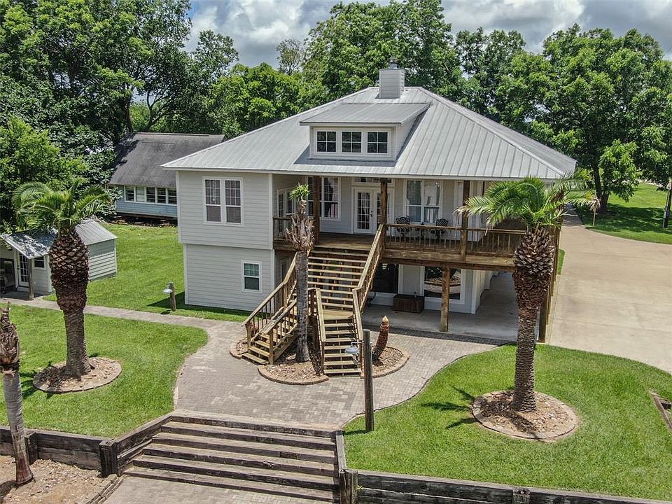 361 County Road 243, Bay City, TX 77414 MLS 69875268 Zillow