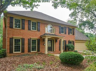380 Saddle Creek Cir, Roswell, GA 30076