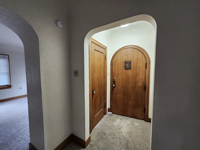 1909 Gregory Way — Photo 3