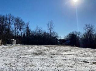 38903 Valley View Dr #23, Romulus, MI 48174