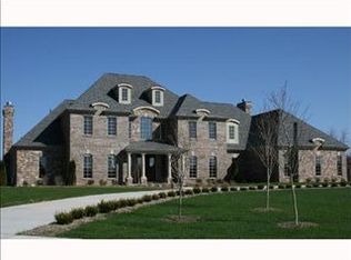 502 Kensington Ct, Mars, PA