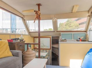 28 Constitution Rd, Boston, MA 02129