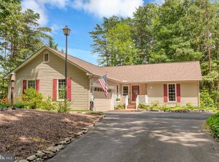 103 Monument Rd, Locust Grove, VA 22508