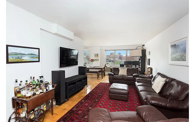 Rented by Douglas Elliman | media 13