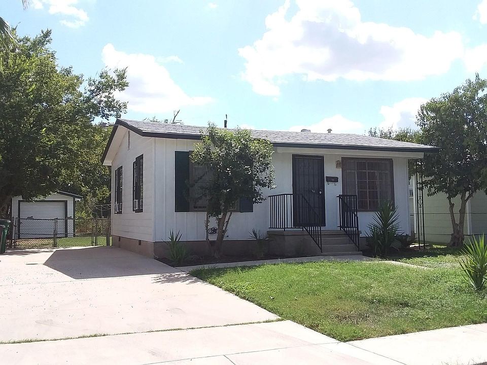 1st image of 158 Parmly Ave