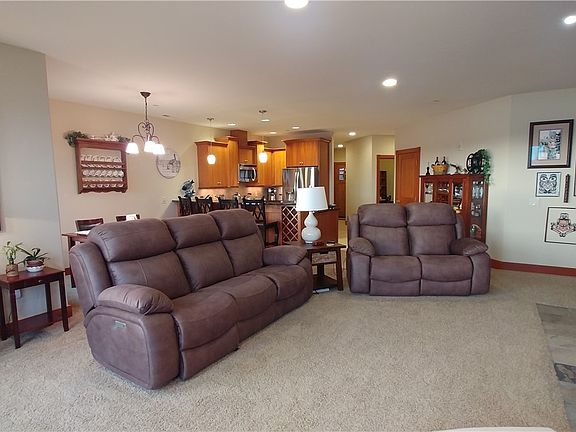 5th image of 743 Neddie Rose Dr #104