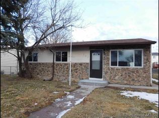 227 Cribbon Ave, Cheyenne, WY 82007