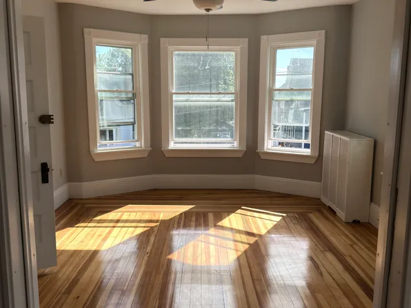 20-22 Florence St #2, Andover, MA 01810