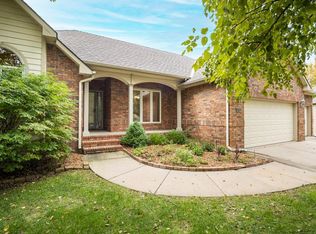 407 N Timberridge Cir, Wichita, KS 67230