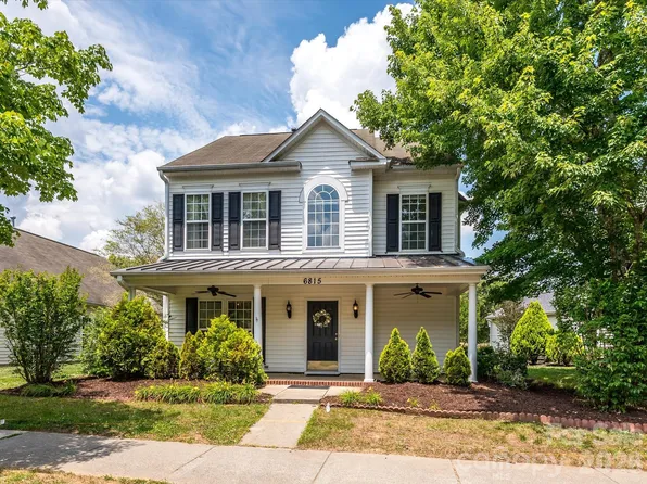 6815 Tanners Creek Dr, Huntersville, NC 28078