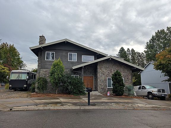 RV, front & side parking