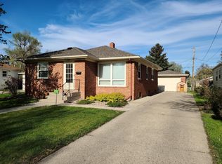 1723 S 3rd St, Aberdeen, SD 57401