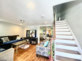 156 New York Ave, Newark, NJ 07105