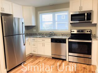 1029 S Mammoth Rd, Manchester, NH 03109