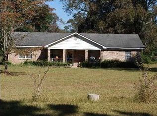 10500 Taylor Ln, Wilmer, AL 36587