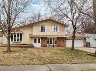14150 Garrett Ave, Apple Valley, MN 55124