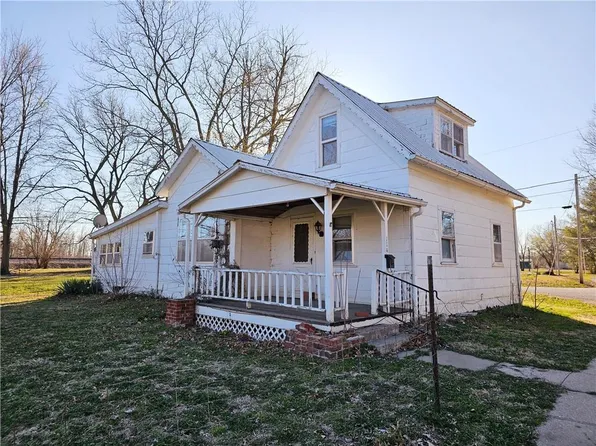 114 Freemont St, Brunswick, MO 65236
