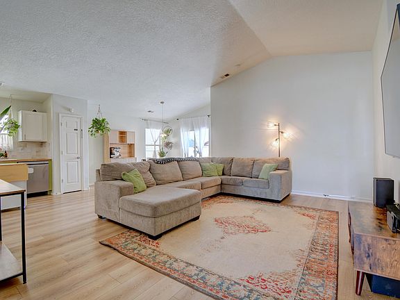 2nd image of 2109 Margarita Dr SE