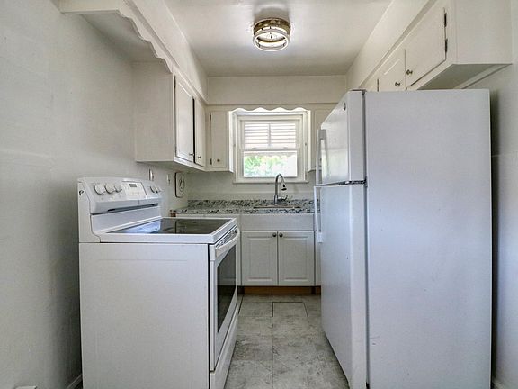 3rd image of 347 Taylor Ave Floor 1