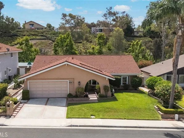 24382 Macedo Dr, Mission Viejo, CA 92691