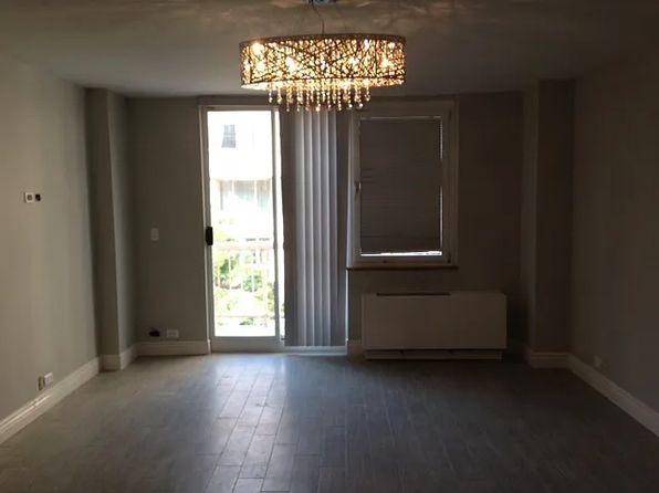 350 W 50th St APT 3EE