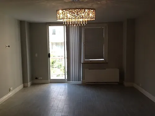 350 W 50th St #3EE Photo 1