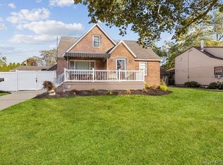 360 S Shore Blvd, Lackawanna, NY 14218