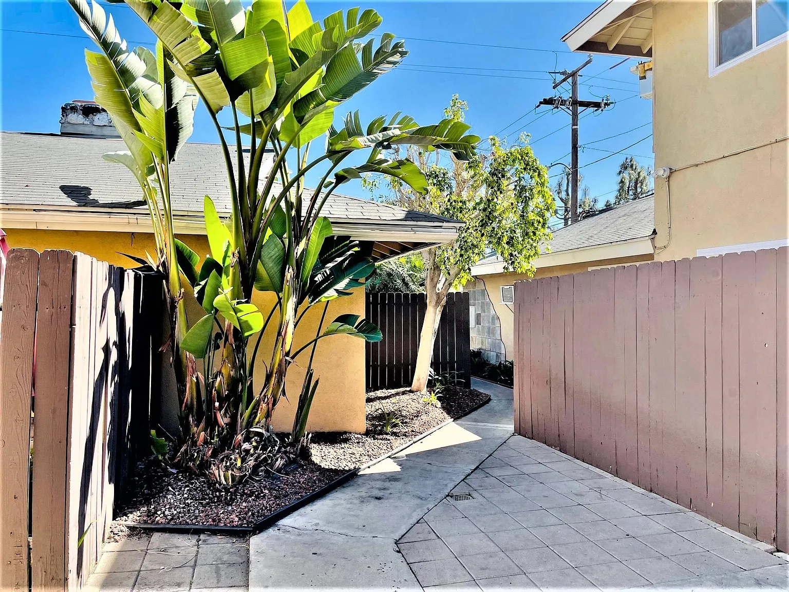 15641 Tustin Village Way — Photo 2