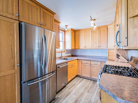 5th image of 6342 Eagle Lake Dr N