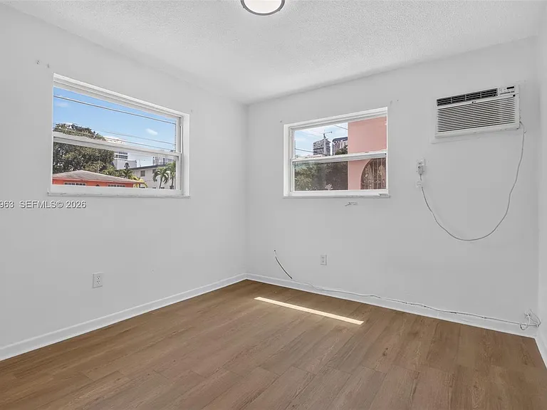 458 SW 9th St #1 — Photo 13