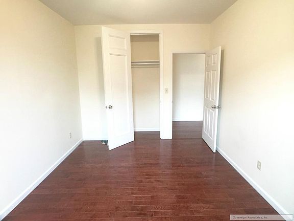 3rd image of 619 W 175th St APT 24