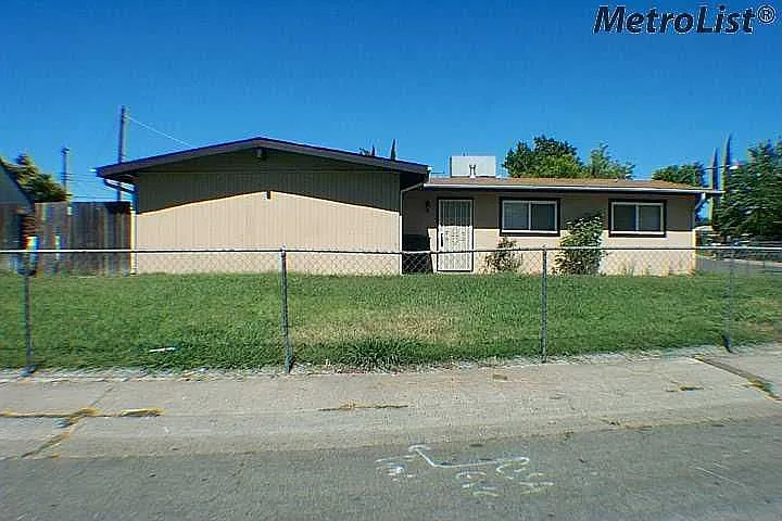 6430 Channing Dr photo 1