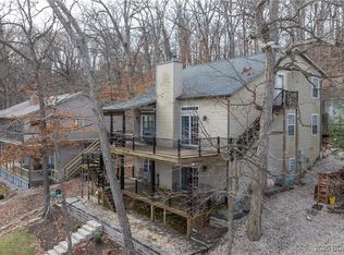 204 Pawnee Rd, Lake Ozark, MO 65049