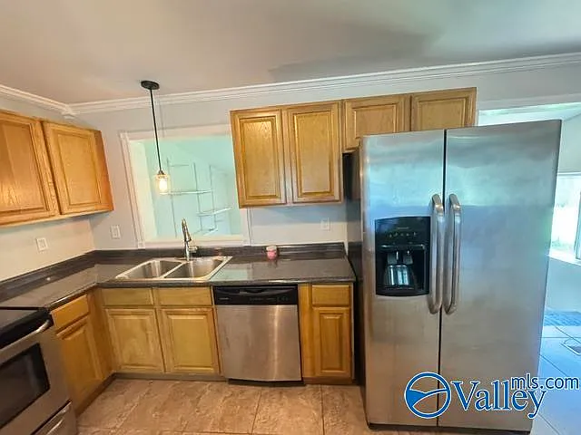 412 Ewing St NW — Photo 11