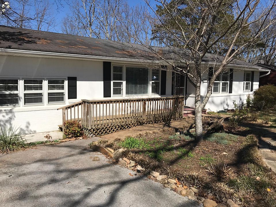 1st image of 3915 Forest Highland Dr